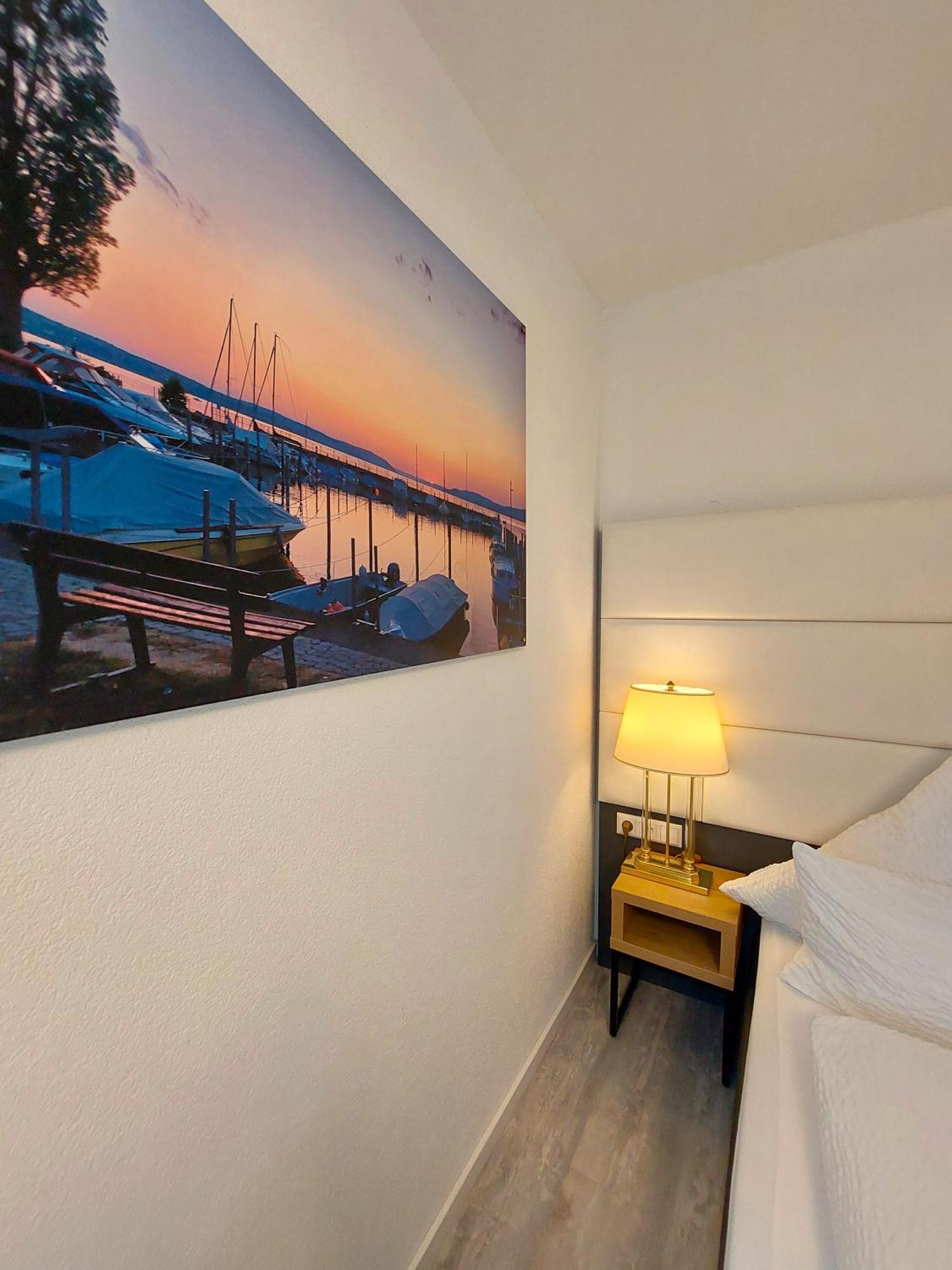 Bodensee Sunshine Zimmer & Apts. อูลดิงเงน มึลโฮเฟิน ภายนอก รูปภาพ