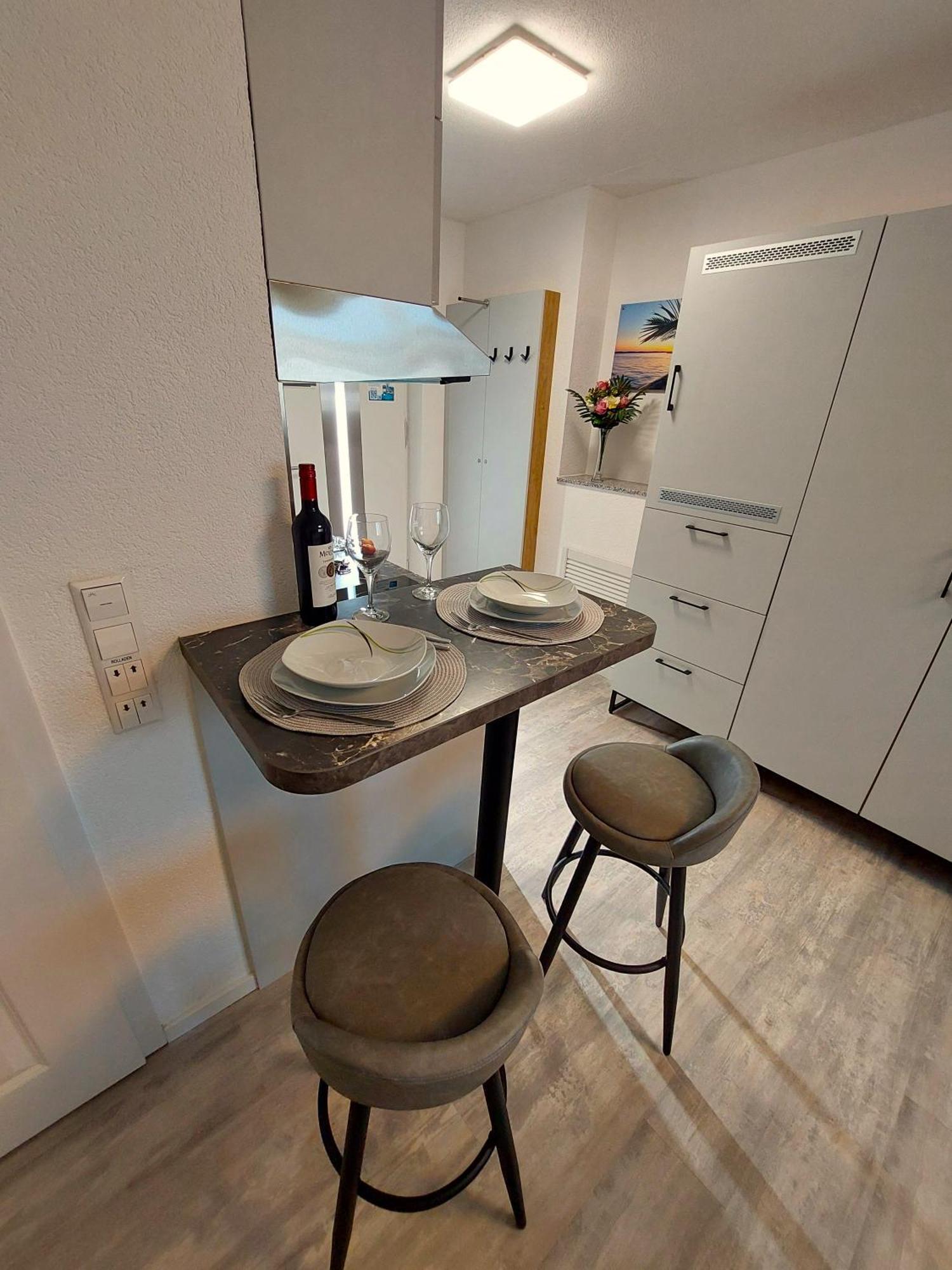Bodensee Sunshine Zimmer & Apts. อูลดิงเงน มึลโฮเฟิน ภายนอก รูปภาพ