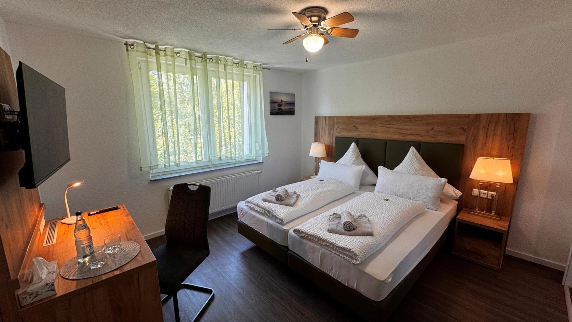 Bodensee Sunshine Zimmer & Apts. อูลดิงเงน มึลโฮเฟิน ภายนอก รูปภาพ