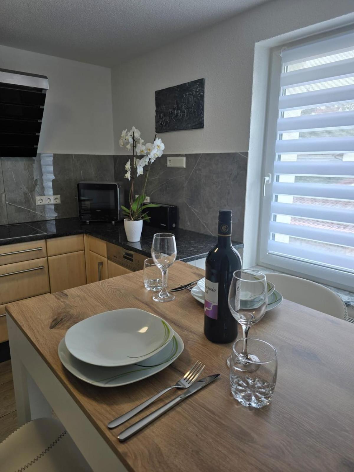 Bodensee Sunshine Zimmer & Apts. อูลดิงเงน มึลโฮเฟิน ภายนอก รูปภาพ