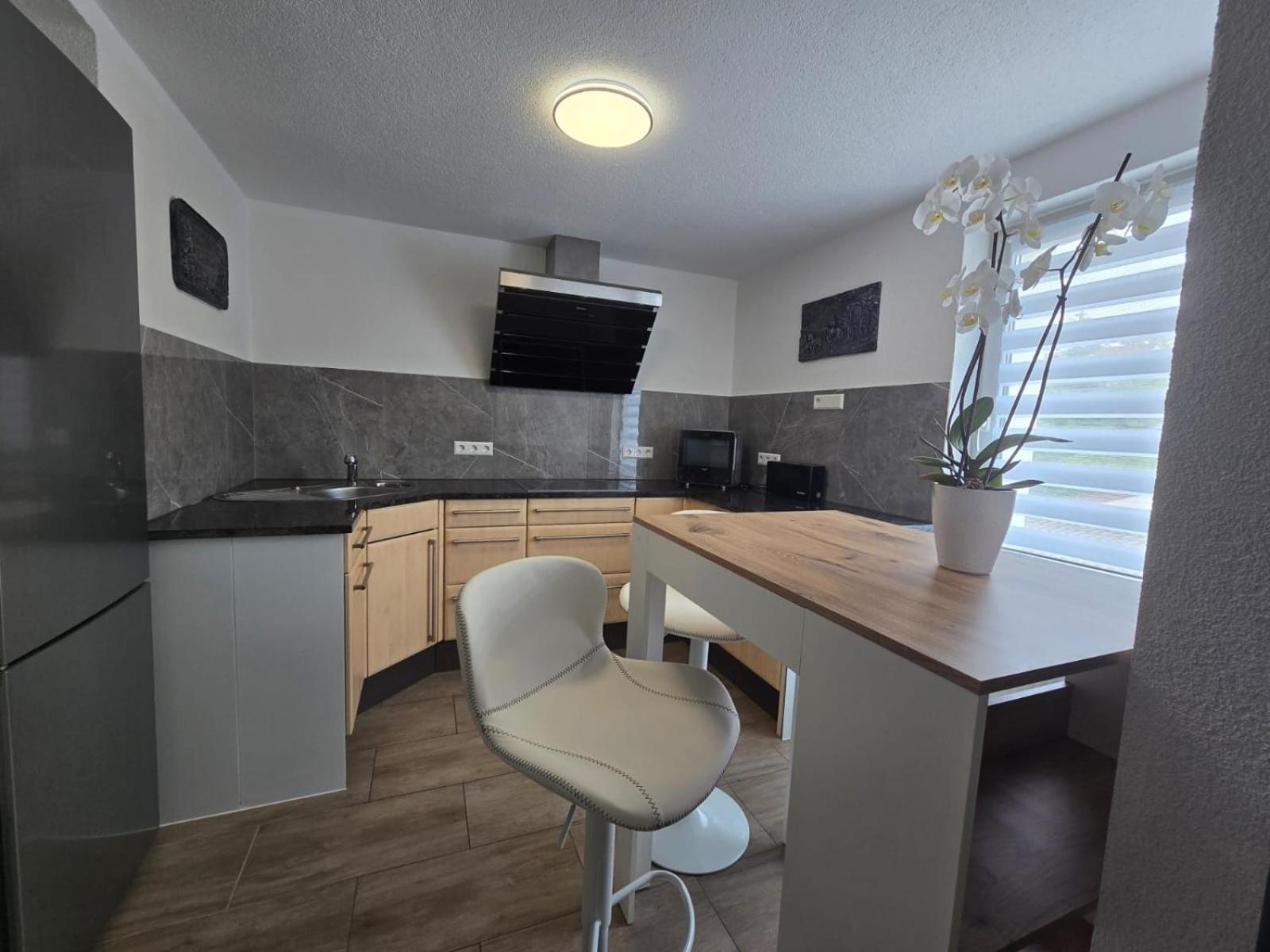Bodensee Sunshine Zimmer & Apts. อูลดิงเงน มึลโฮเฟิน ภายนอก รูปภาพ