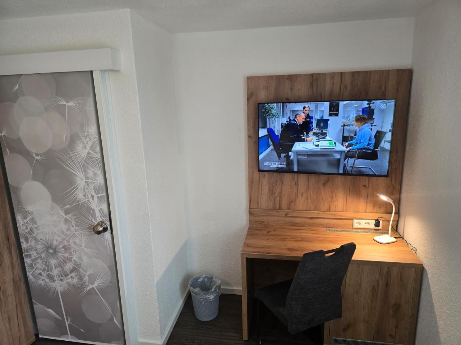 Bodensee Sunshine Zimmer & Apts. อูลดิงเงน มึลโฮเฟิน ภายนอก รูปภาพ
