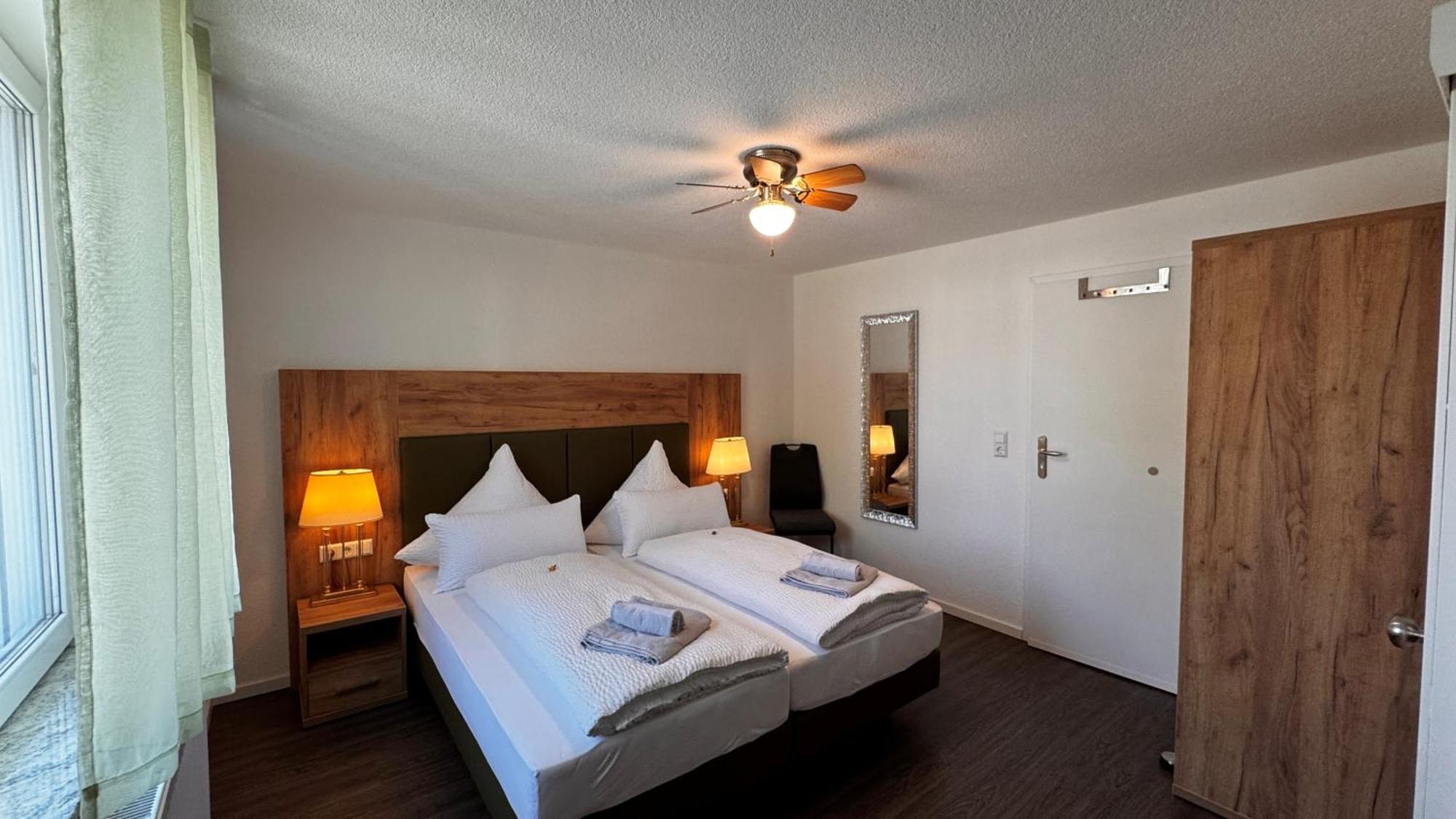 Bodensee Sunshine Zimmer & Apts. อูลดิงเงน มึลโฮเฟิน ภายนอก รูปภาพ